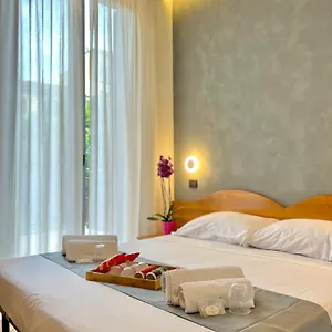 Hotel Sara